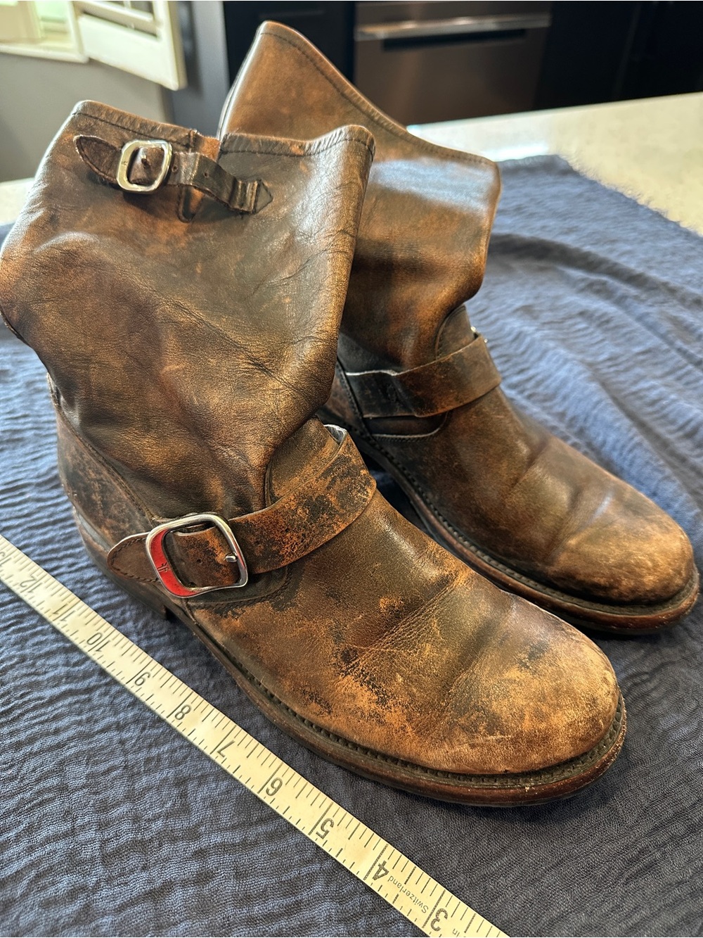 Women’s Brown Leather Frye Boots - Classic Distressed Style